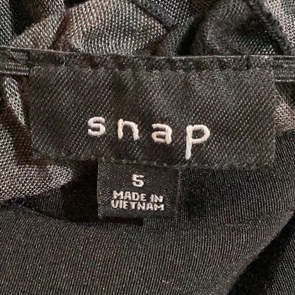 Snap Dress - Picture 3 of 3